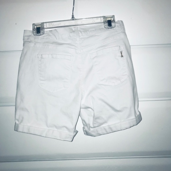 Vintage America Shorts - Picture 3 of 3